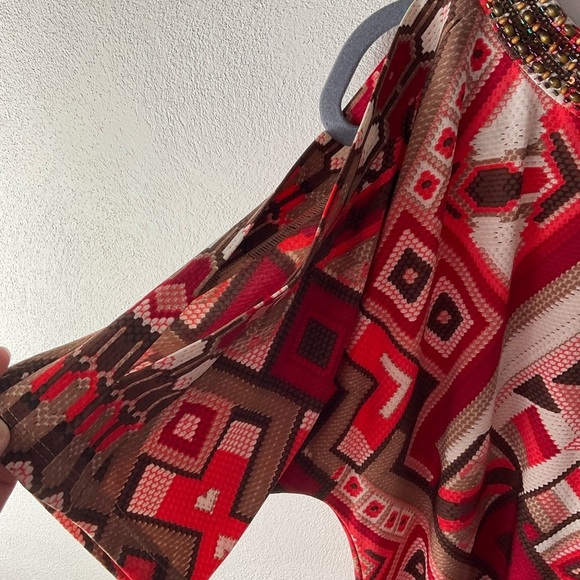 Chico’s Split Sleeve Geometric Red Dress Sz 2(L) - Picture 3 of 5